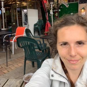 Meet your Posher, Debra